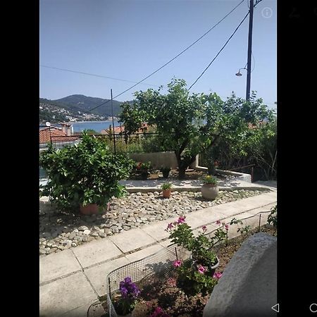 Appartamento Elthimias2 Poros Town Esterno foto