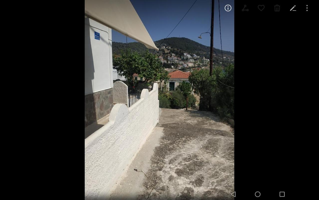 Appartamento Elthimias2 Poros Town Esterno foto