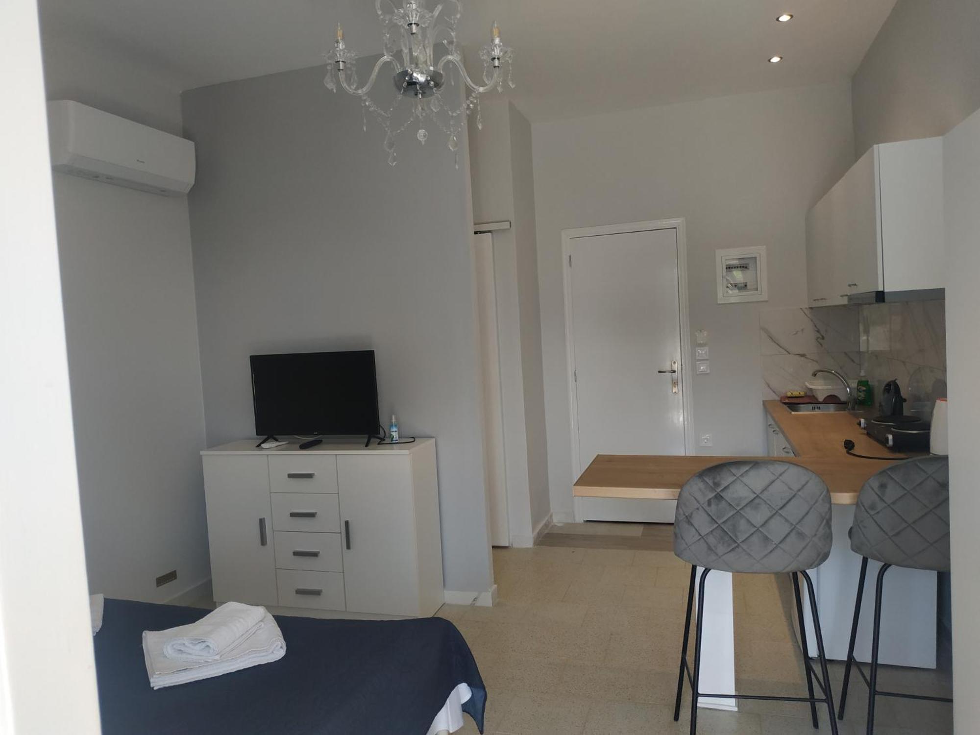 Appartamento Elthimias2 Poros Town Esterno foto